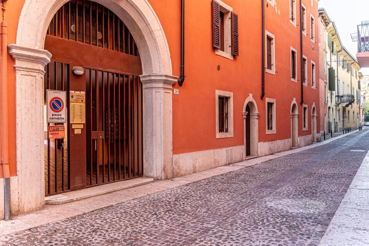 Casa Nicola Ai Filippini Apartment Verona Exterior photo